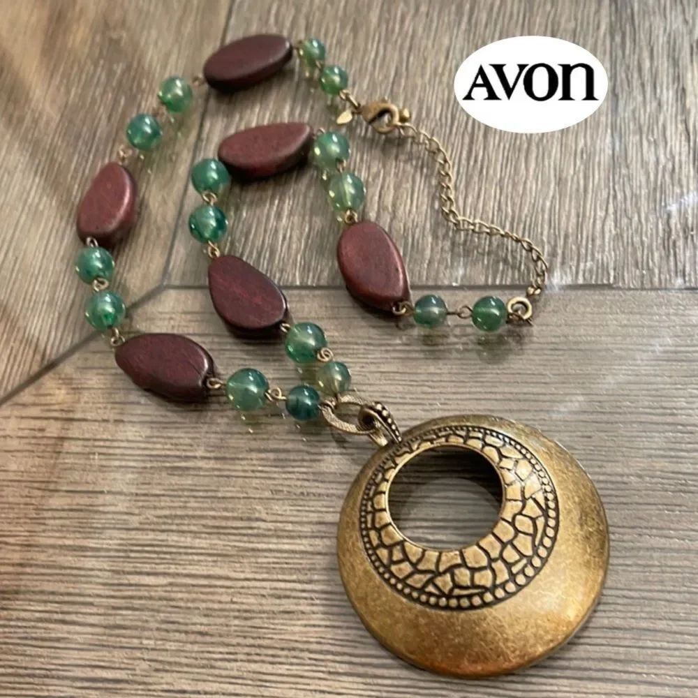 Vintage Avon Brown Wood & Acrylic Green Beaded Necklace with Round Medallion